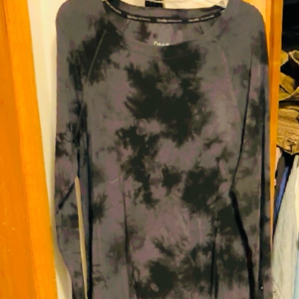 NWT Calvin Klein tunic performance top